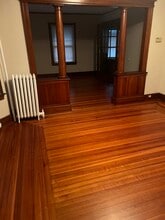 33 Clinton St, Unit 1 floor apartment in Manchester, CT - Foto de edificio - Building Photo
