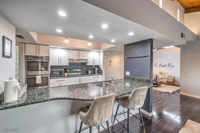 2070 Irwin Cir in Las Vegas, NV - Building Photo - Building Photo
