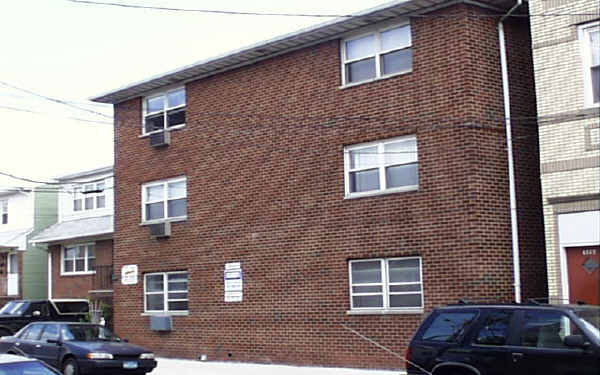 7021 Madison St in Guttenberg, NJ - Building Photo - Building Photo