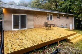 5300 Hickory Ln in Charlotte, NC - Building Photo - Building Photo