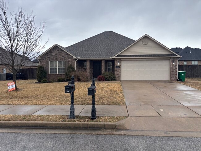 property at 630 Saddlehorn Dr