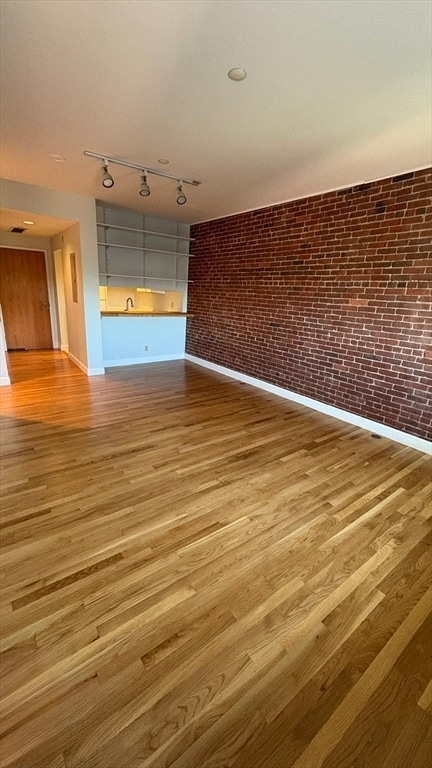 property at 5 Appleton St