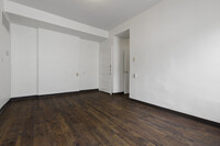 202 Robinson St, Unit Fl 2 in Pittsburgh, PA - Building Photo - Building Photo