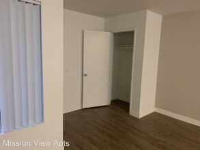343 Autumn Dr in San Marcos, CA - Building Photo - Building Photo