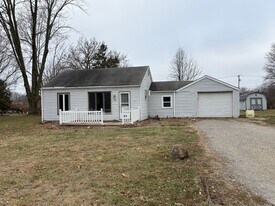 1706 Getz Rd in Fort Wayne, IN - Building Photo