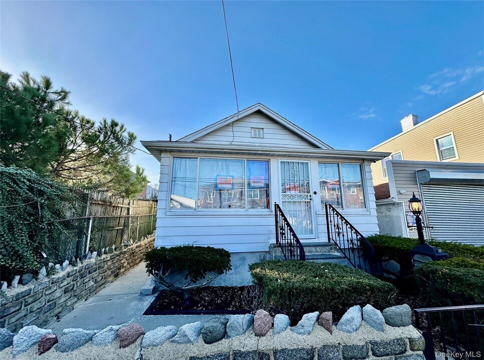 11-26-26 126th St in Queens, NY - Building Photo