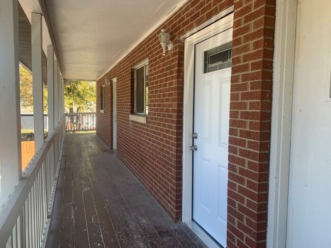 9 Glenn Ayre St in Terre Haute, IN - Building Photo - Building Photo