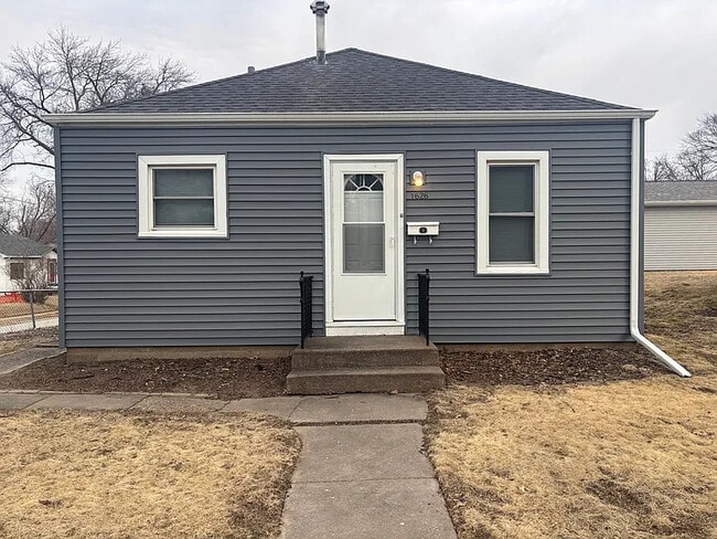 property at 1626 Florence Ln