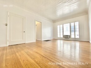 351 N Sierra Bonita Ave in Los Angeles, CA - Building Photo - Building Photo