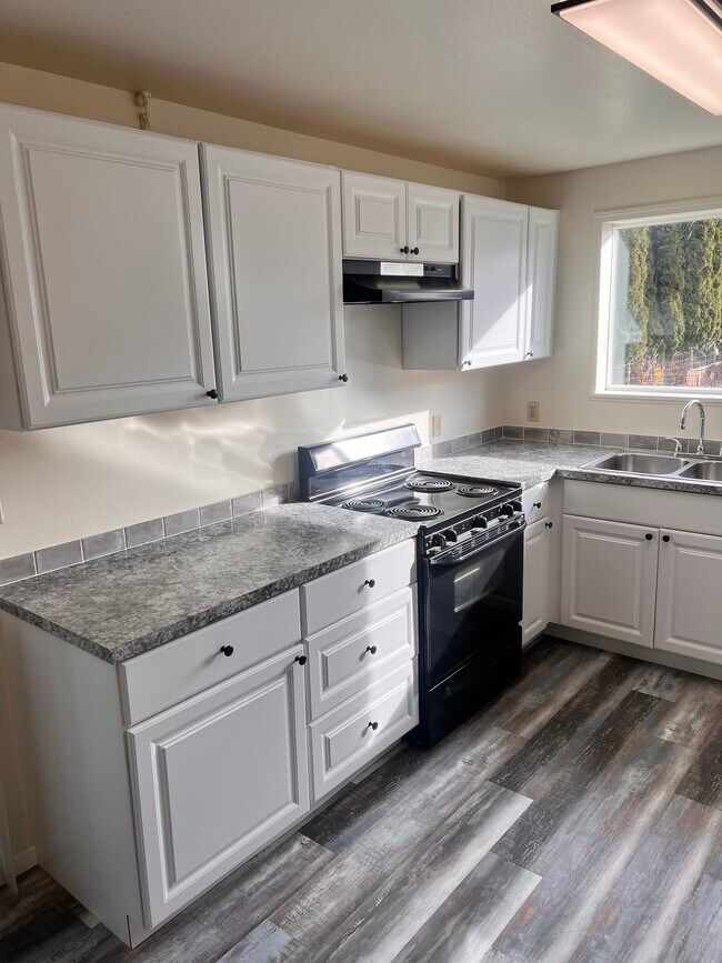 530 Front St, Unit 2 in Sumas, WA - Foto de edificio - Building Photo