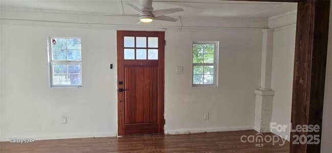 244 W Kingston Ave in Charlotte, NC - Building Photo - Building Photo