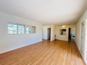 10153 Gloria Ave in Los Angeles, CA - Building Photo - Building Photo