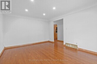 68 Athabasca St in Oshawa, ON - Building Photo - Building Photo