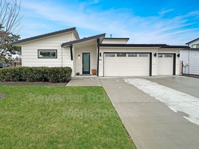 3235 S Annett Ave in Boise, ID - Building Photo - Building Photo
