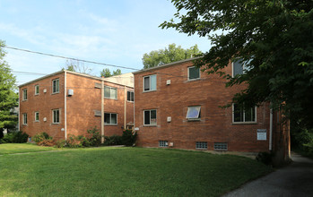 6362-6366 Corbly Rd in Cincinnati, OH - Foto de edificio - Building Photo