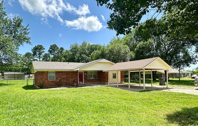 property at 19483 County Rd 1555