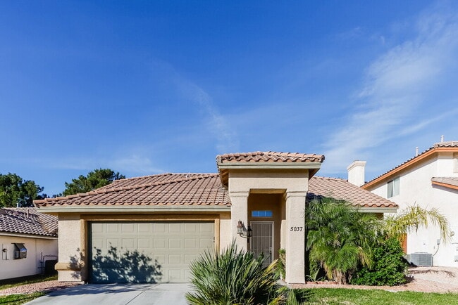 property at 5037 Via De Fortuna Way