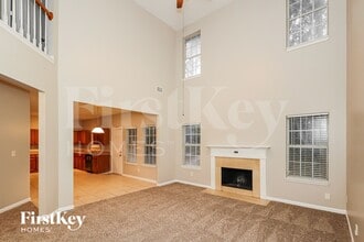 3307 Summer Brooke Ln in Union City, GA - Building Photo - Building Photo