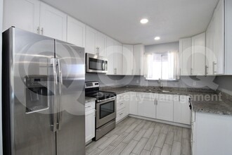 8838 N 42nd Ave in Phoenix, AZ - Building Photo - Building Photo