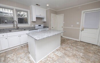 4403 Ericcson Dr in Hampton, VA - Building Photo - Building Photo