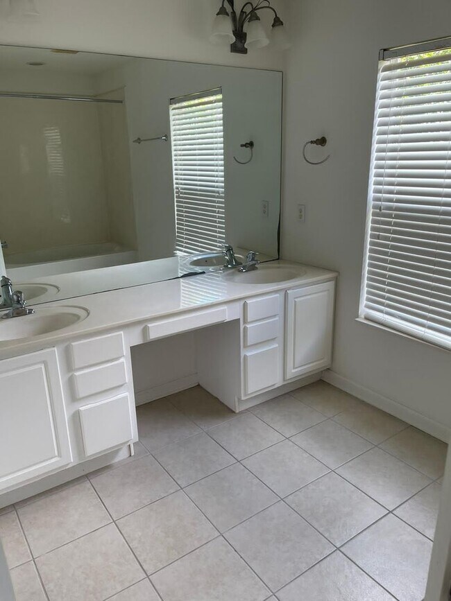 6362 Castelven Dr in Orlando, FL - Foto de edificio - Building Photo