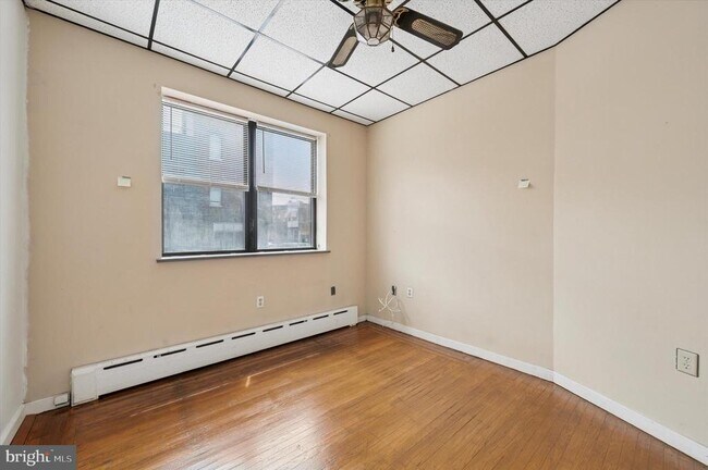 1639 Wolf St in Philadelphia, PA - Building Photo - Building Photo