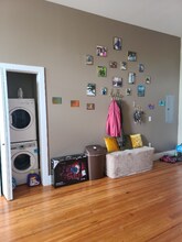 2212 E 12th St-Unit -305 in Davenport, IA - Building Photo - Building Photo