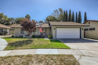 1475 Shipley Ct in San Diego, CA - Building Photo - Building Photo