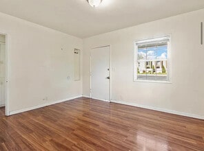 5236 Marconi Ave in Carmichael, CA - Building Photo - Building Photo