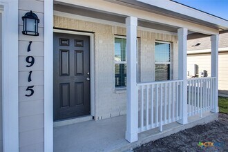 1915 Chiffchaff in New Braunfels, TX - Building Photo - Building Photo