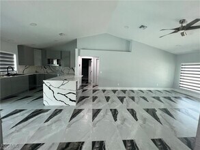 1215 NW 38th Ave in Cape Coral, FL - Building Photo - Building Photo