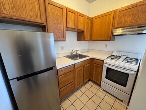 1125 Commonwealth Ave, Unit 26 in Boston, MA - Building Photo - Building Photo