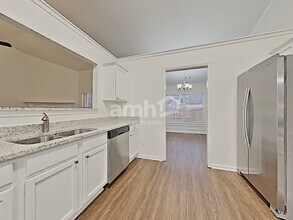 2342 Valley Mill Ct NE in Buford, GA - Building Photo - Building Photo
