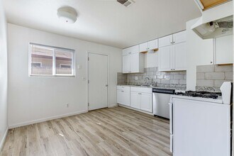 307-313 Almond Ave in Turlock, CA - Building Photo - Building Photo
