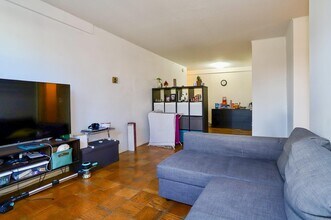 201 St Pauls Ave in Jersey City, NJ - Building Photo - Building Photo