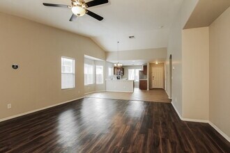 9132 W Cordes Rd in Tolleson, AZ - Building Photo - Building Photo