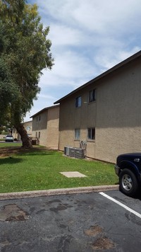 Amberwood in Mesa, AZ - Foto de edificio - Building Photo