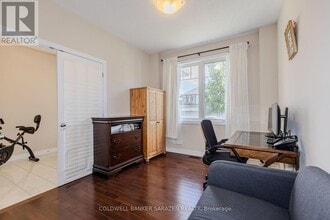 908 Guinness Cres in Ottawa, ON - Building Photo - Building Photo
