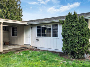 3413 College St SE in Lacey, WA - Building Photo - Building Photo