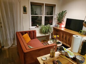 1653 Park Rd NW in Washington, DC - Foto de edificio - Building Photo