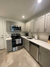 Studio Arms Apartments in Jefferson, LA - Building Photo - Building Photo