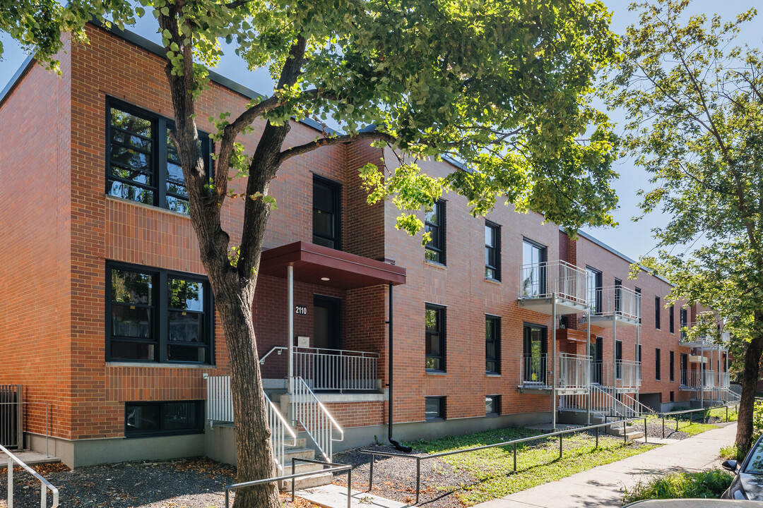 2140 Workman Rue in Montréal, QC - Building Photo