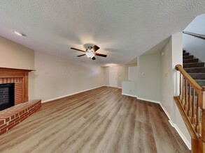 6831 Earlswood Dr in Indianapolis, IN - Building Photo - Building Photo