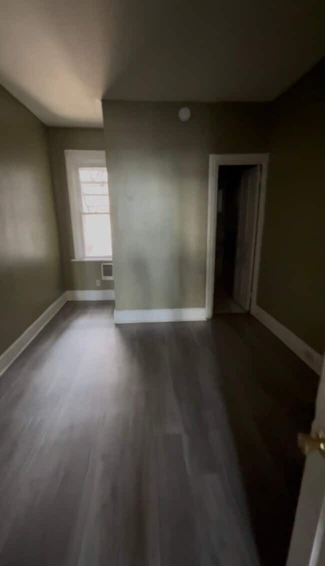 1233 Derry St, Unit Apt 1