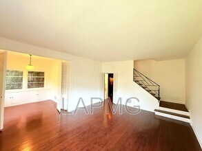 7660 Hollywood Blvd in Los Angeles, CA - Building Photo - Building Photo