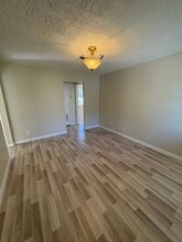 1215 N 16th St in Fort Pierce, FL - Building Photo - Building Photo