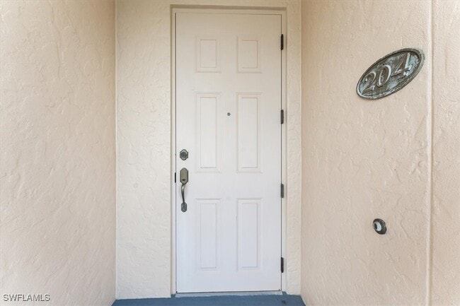 property at 5080 Annunciation Cir