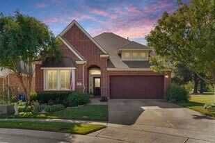 400 Braddock Dr in Fairview, TX - Building Photo