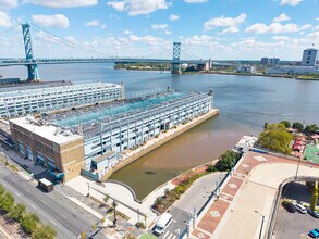 3 N Christopher Columbus Blvd in Philadelphia, PA - Building Photo - Building Photo