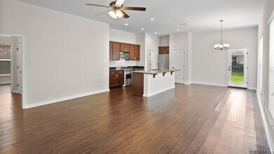 1045 Gentle Wind Dr, Unit 1 in Baton Rouge, LA - Building Photo - Building Photo